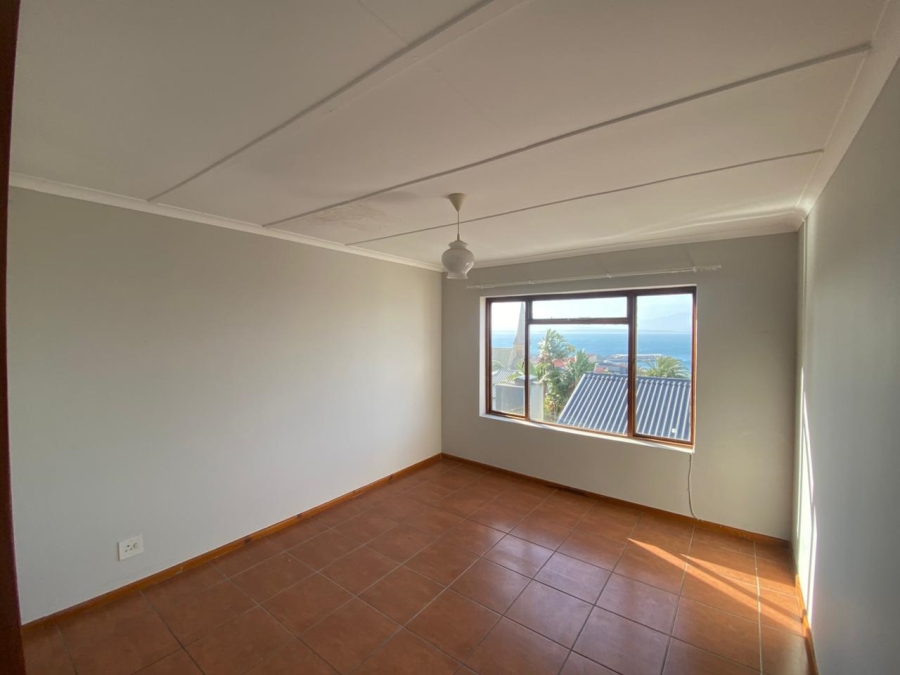 To Let 2 Bedroom Property for Rent in Mossel Bay Central Western Cape